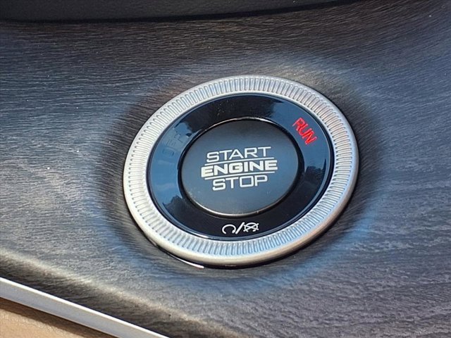 New 2025 Jeep Grand Cherokee Limited w/ MOPAR Finishing Package image 11