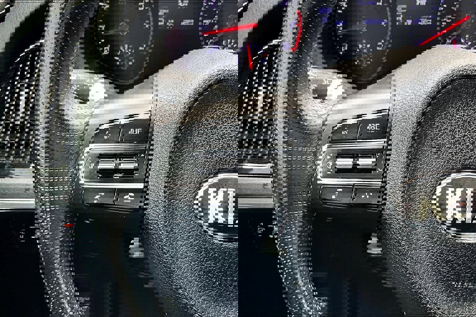 Used 2021 Kia Stinger GT-Line image 23