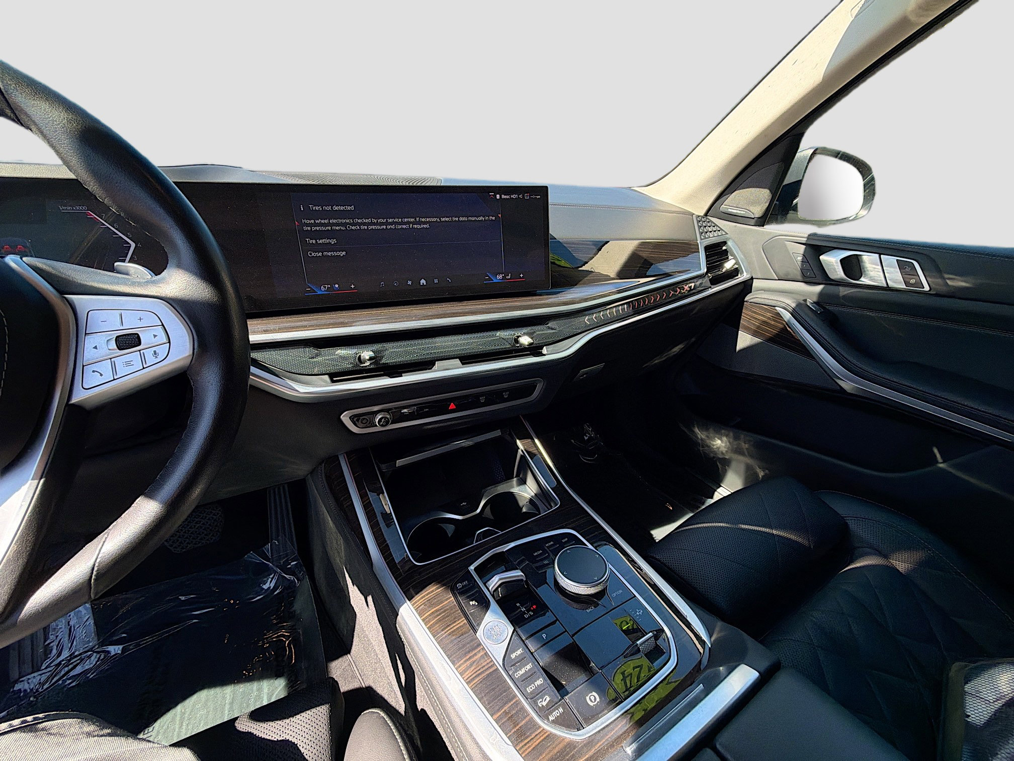 Used 2024 BMW X7 xDrive40i image 29