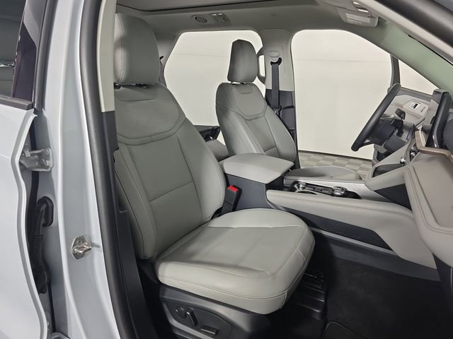 Used 2026 Ford Explorer Active w/ Active Comfort Package AWD/4WD image 21
