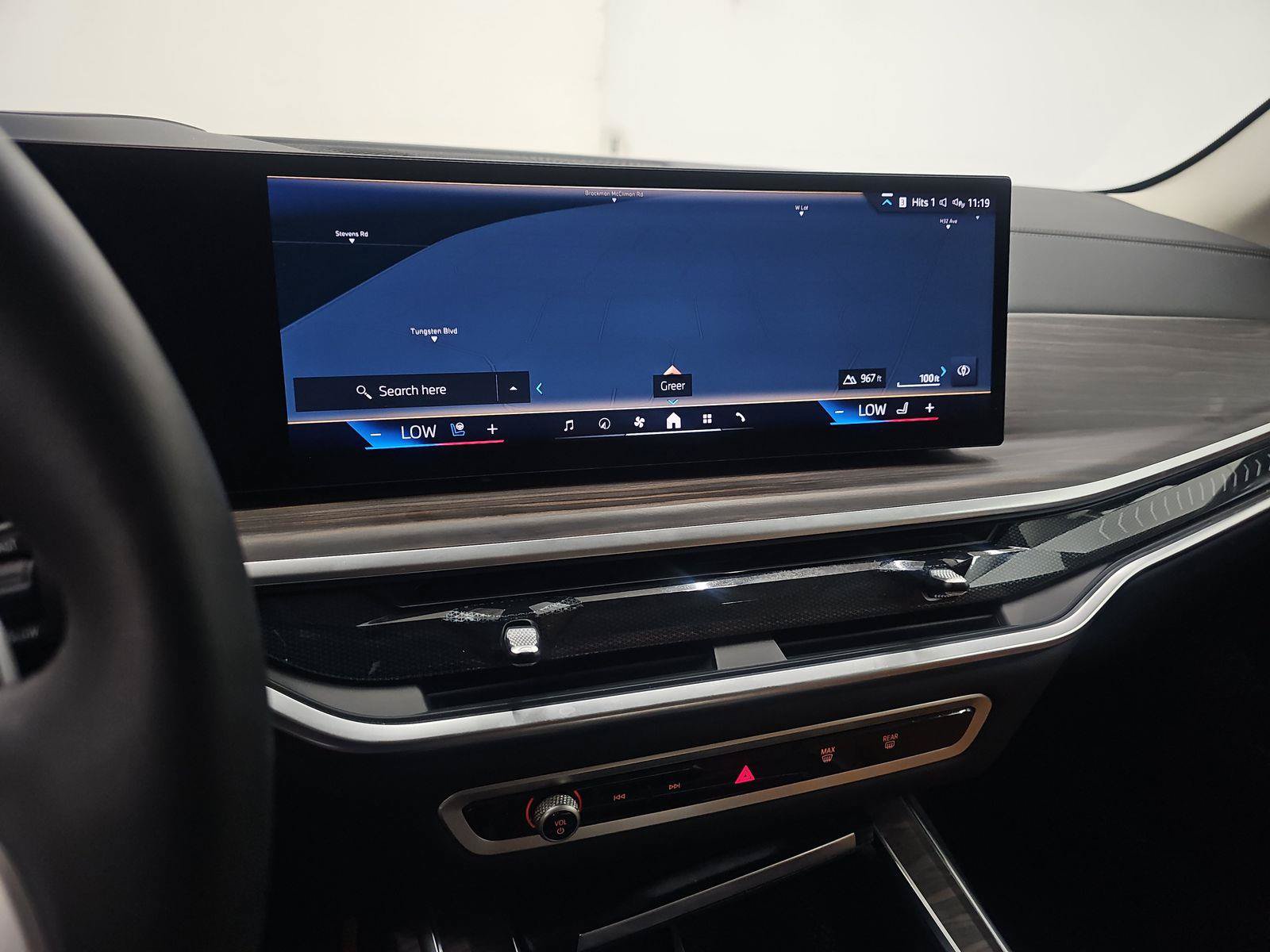 Used 2026 BMW X7 xDrive40i AWD/4WD image 15