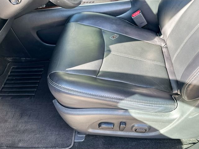 Used 2019 Nissan Pathfinder Platinum image 21