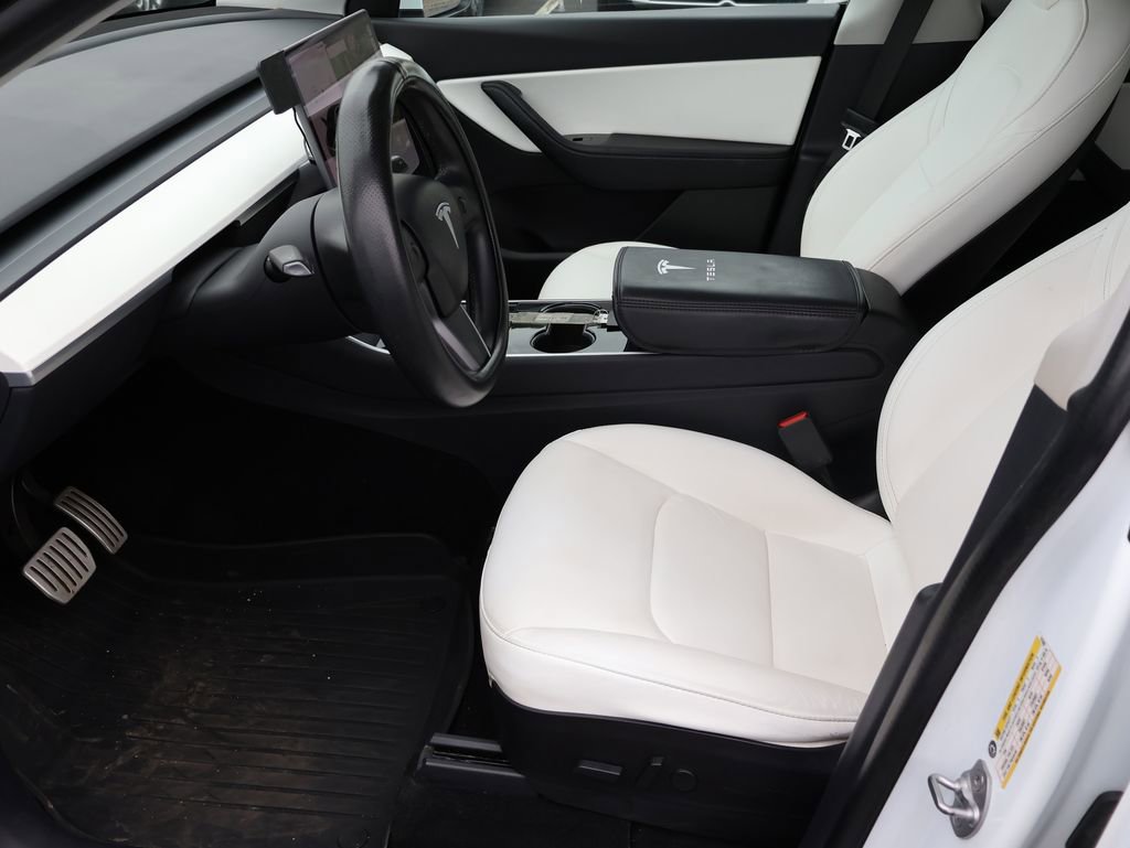 Used 2020 Tesla Model Y Performance image 32