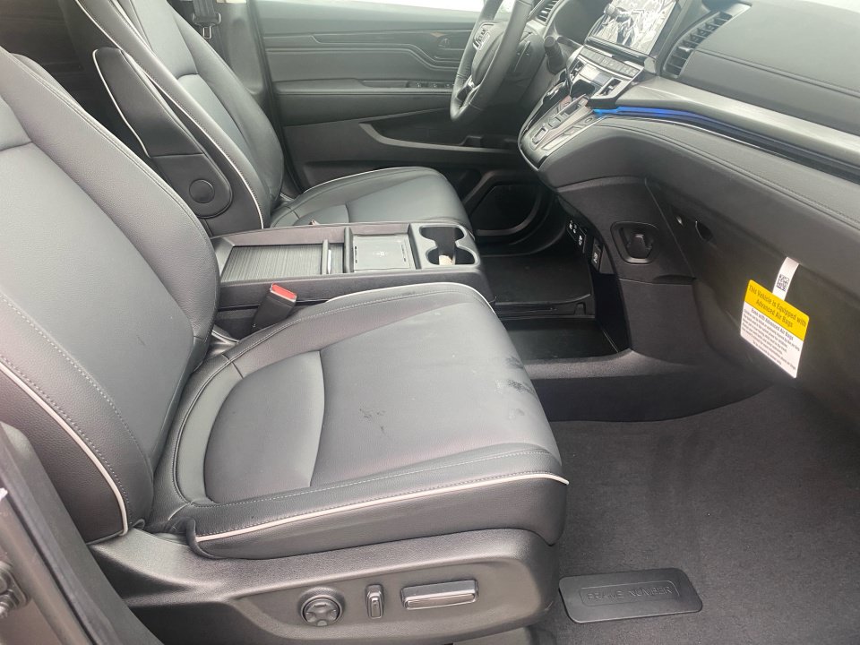 Used 2026 Honda Odyssey Touring image 32