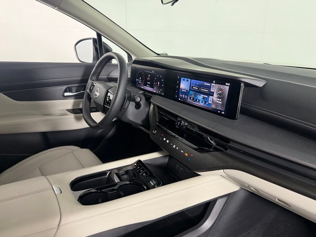 Used 2025 Nissan Murano SV AWD/4WD image 35