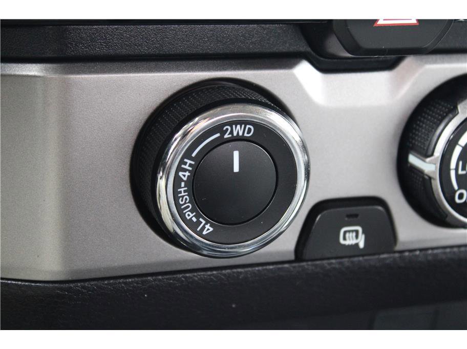 Used 2017 Toyota Tacoma SR5 w/ Tow Package image 24