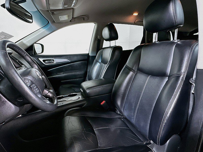 Used 2020 Nissan Pathfinder SL FWD image 11