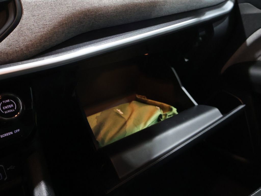 Used 2023 Jeep Compass Latitude image 28