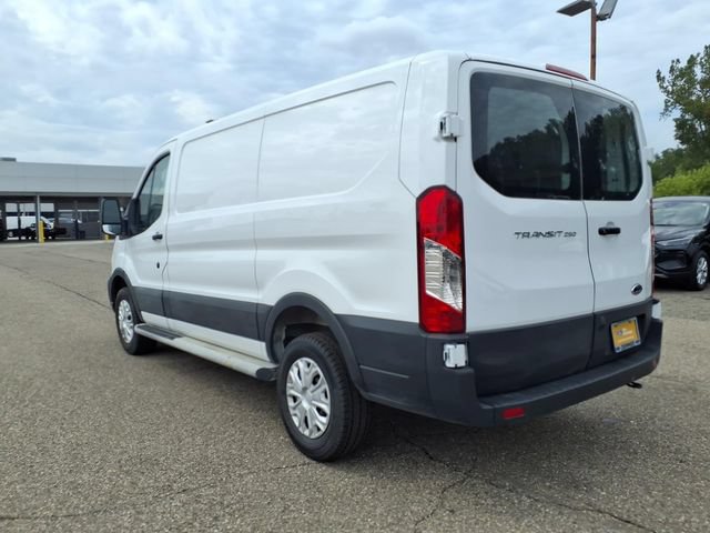 Certified 2025 Ford Transit 250 Low Roof w/ Exterior Upgrade Package RWD image 5