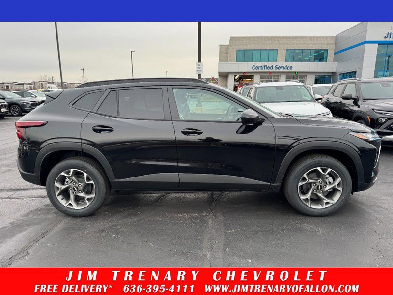 New 2026 Chevrolet Trax LT