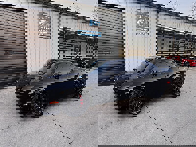 Used 2019 Dodge Challenger R/T Scat Pack w/ Widebody Package image 2