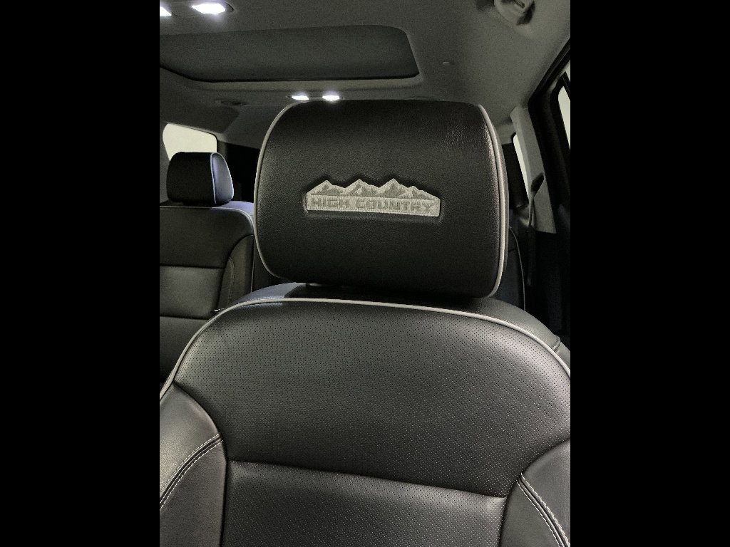 Used 2021 Chevrolet Traverse High Country image 27