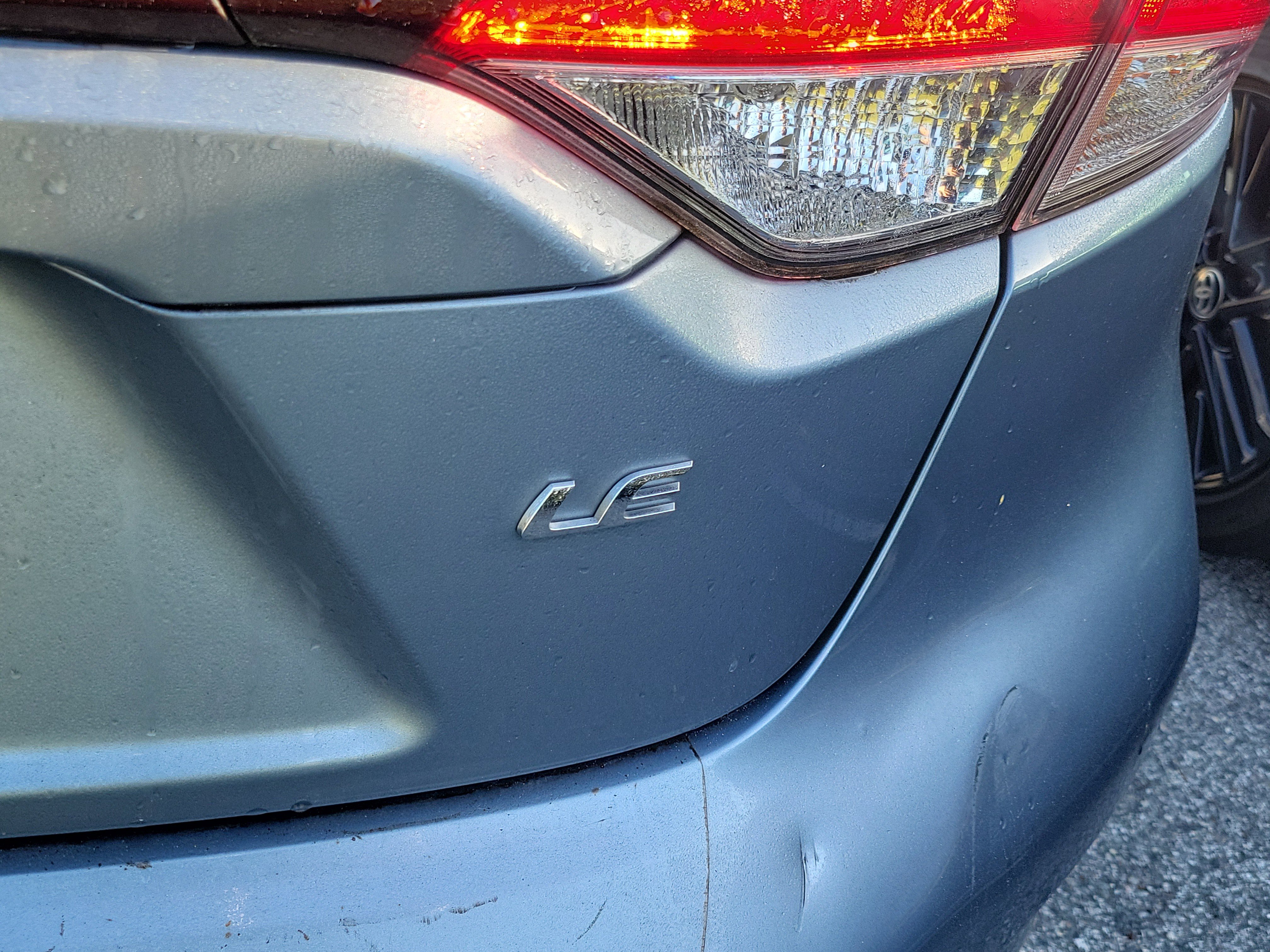 Used 2021 Toyota Corolla LE image 15