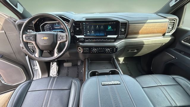 Used 2024 Chevrolet Silverado 2500 High Country w/ High Country Premium Package image 15