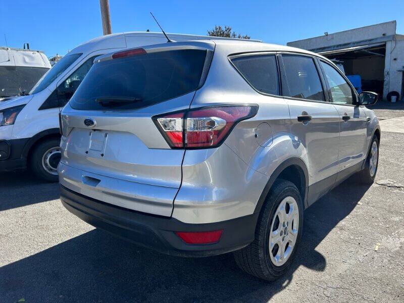 Used 2018 Ford Escape S FWD image 6