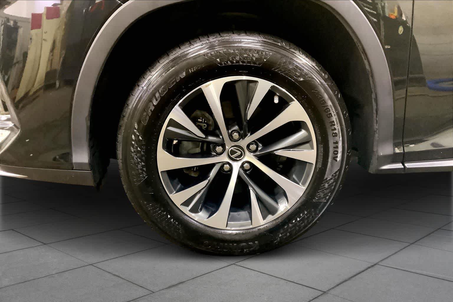 Certified 2022 Lexus RX 350 AWD w/ Premium Package image 11