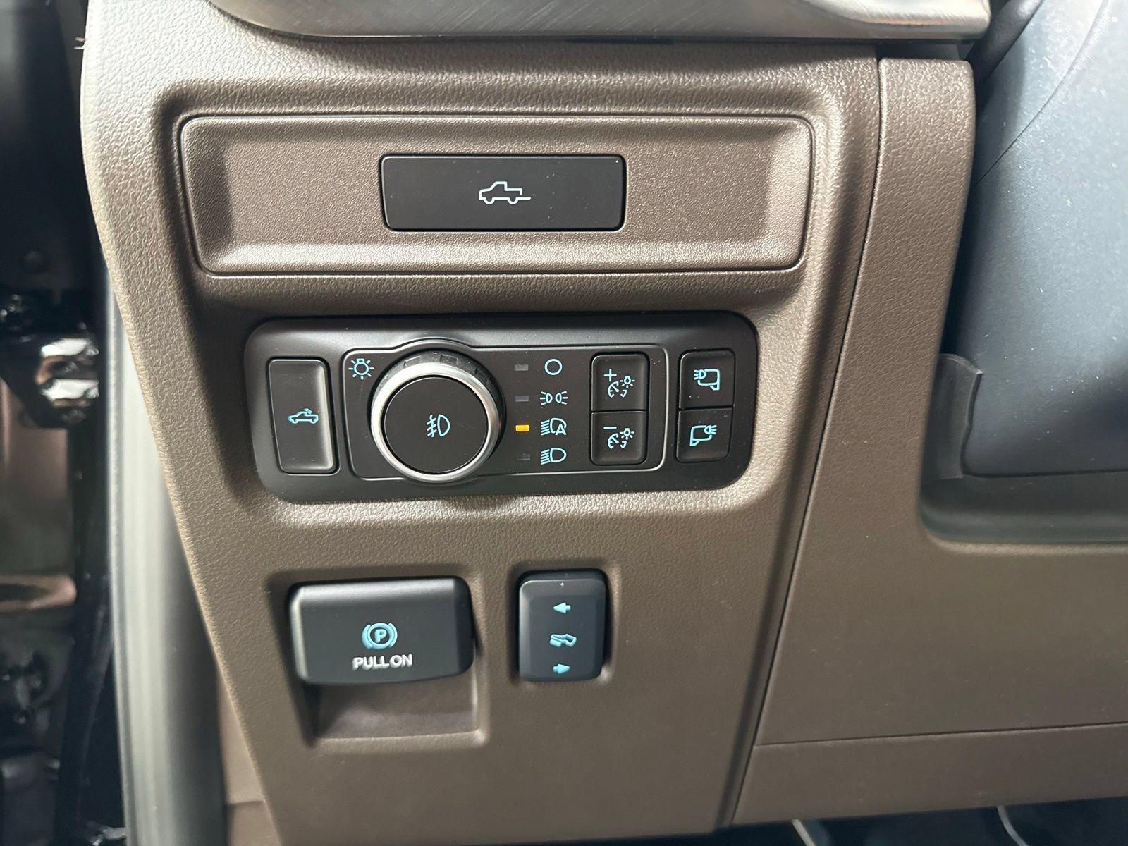 New 2026 Ford F150 King Ranch w/ Equipment Group 601A High AWD/4WD image 15