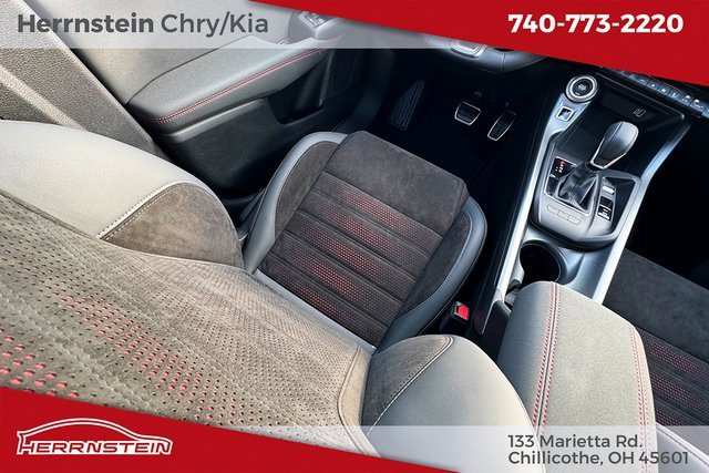 New 2025 Dodge Hornet GT w/ Track Pack image 13