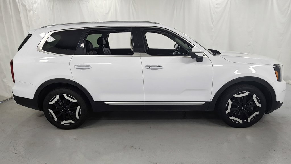 Used 2025 Kia Telluride S AWD/4WD image 2