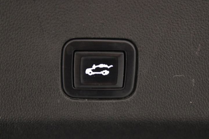 Used 2021 GMC Yukon AT4 image 41