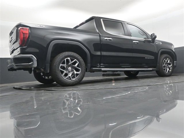 Used 2022 GMC Sierra 1500 SLT w/ SLT Convenience Package image 34