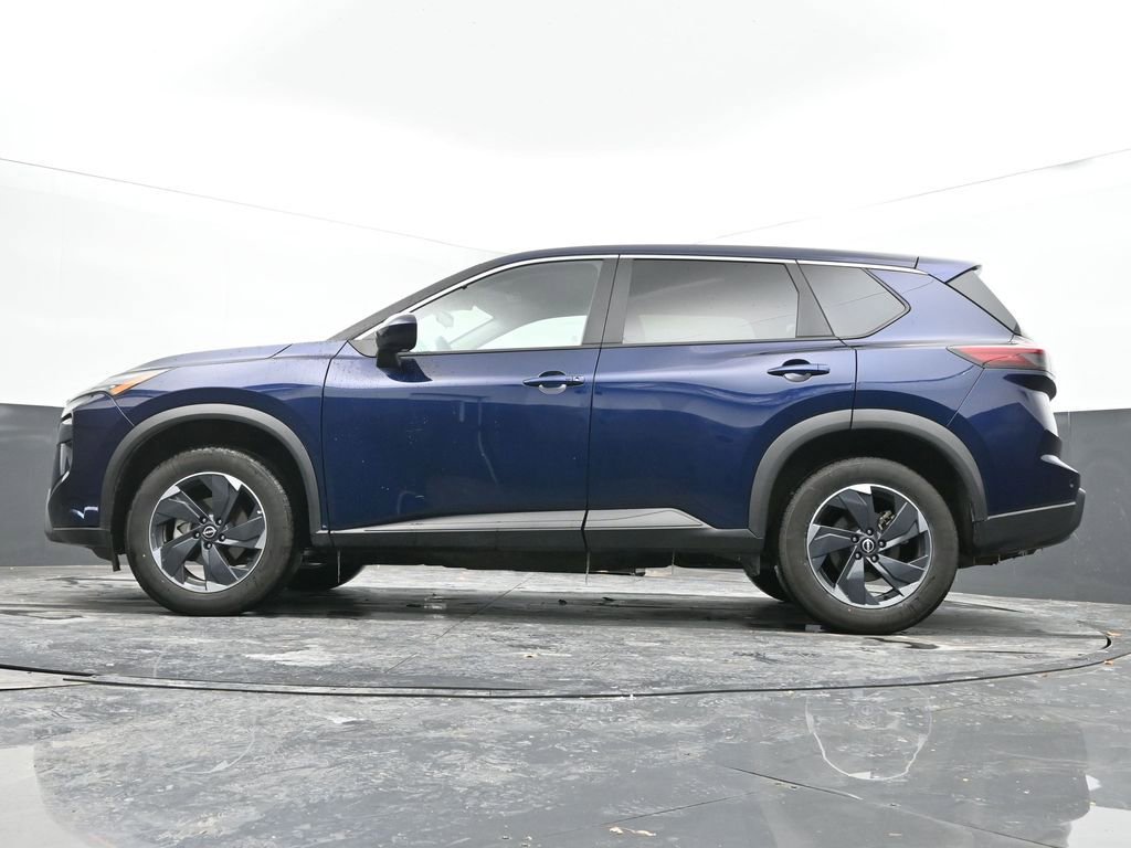 Used 2024 Nissan Rogue SV image 44