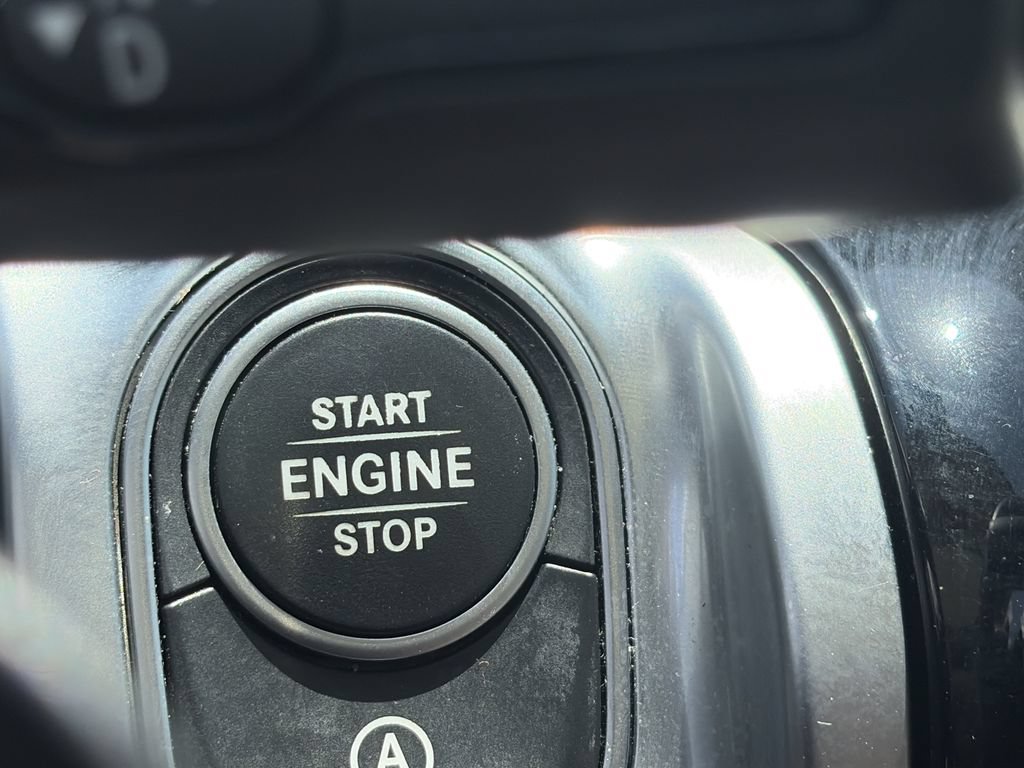 Used 2022 Mercedes-Benz GLB 250 image 29