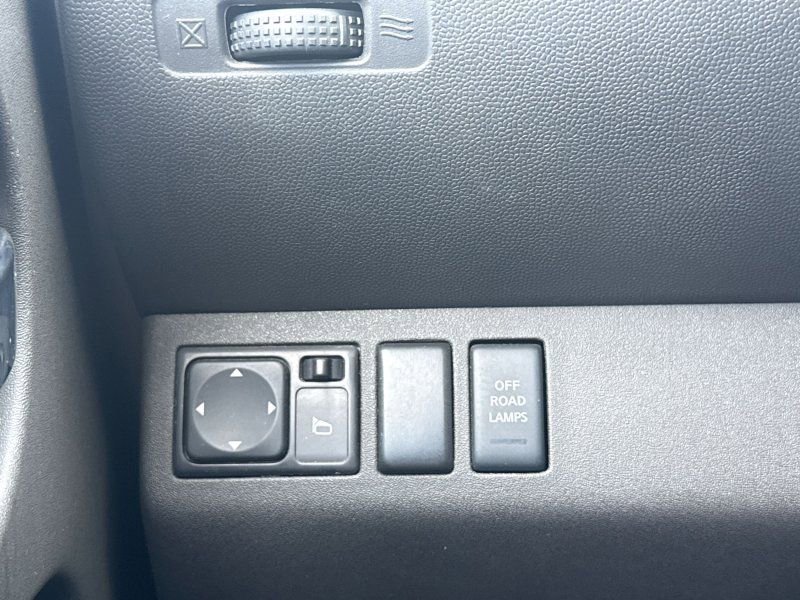 Used 2012 Nissan Xterra PRO-4X w/ Pro-4x Leather Pkg image 28