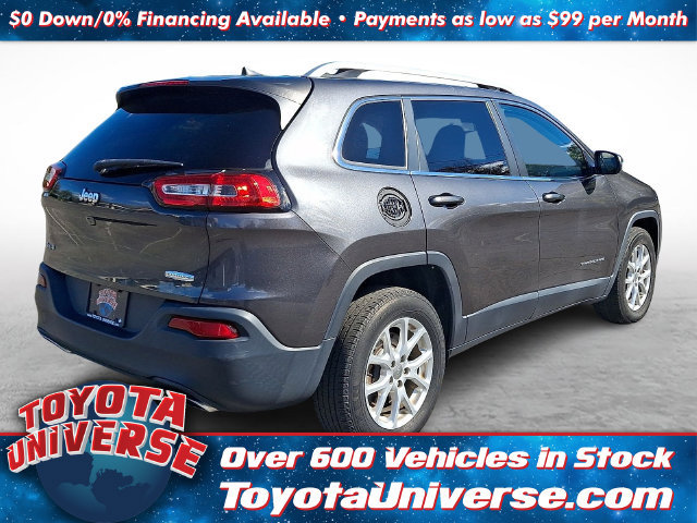 Used 2016 Jeep Cherokee Latitude AWD/4WD image 4