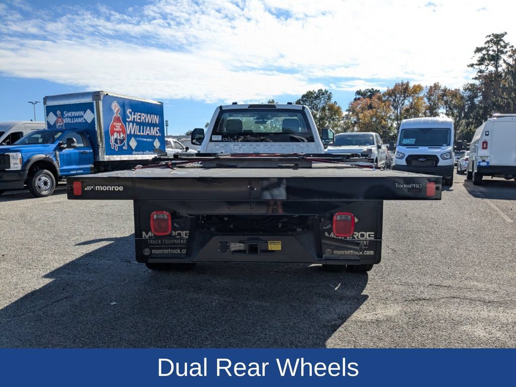 Used 2025 Ford F550 4x4 Regular Cab Super Duty image 5
