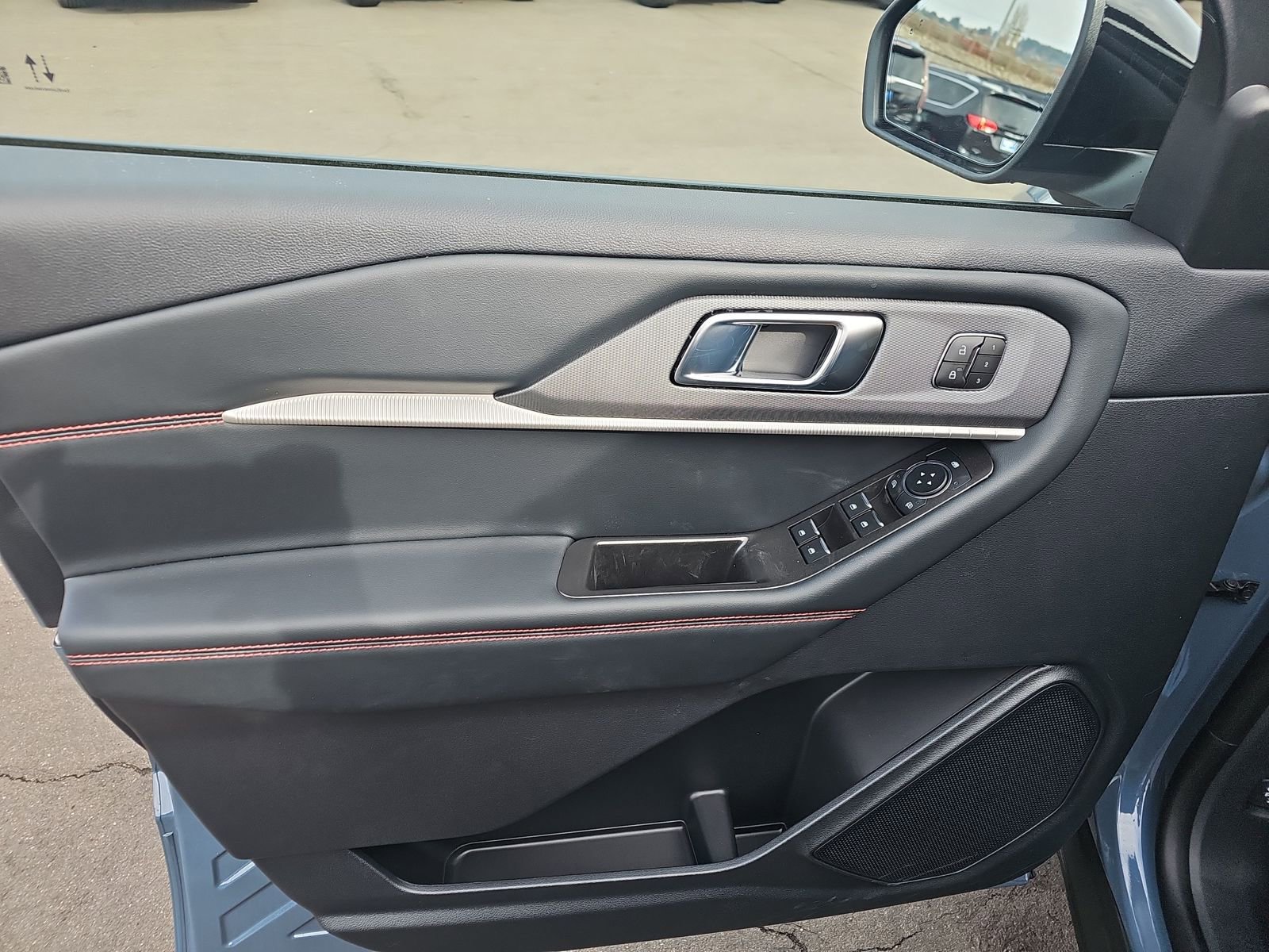 New 2026 Ford Explorer ST-Line w/ ST-Line Street Pack AWD/4WD image 20