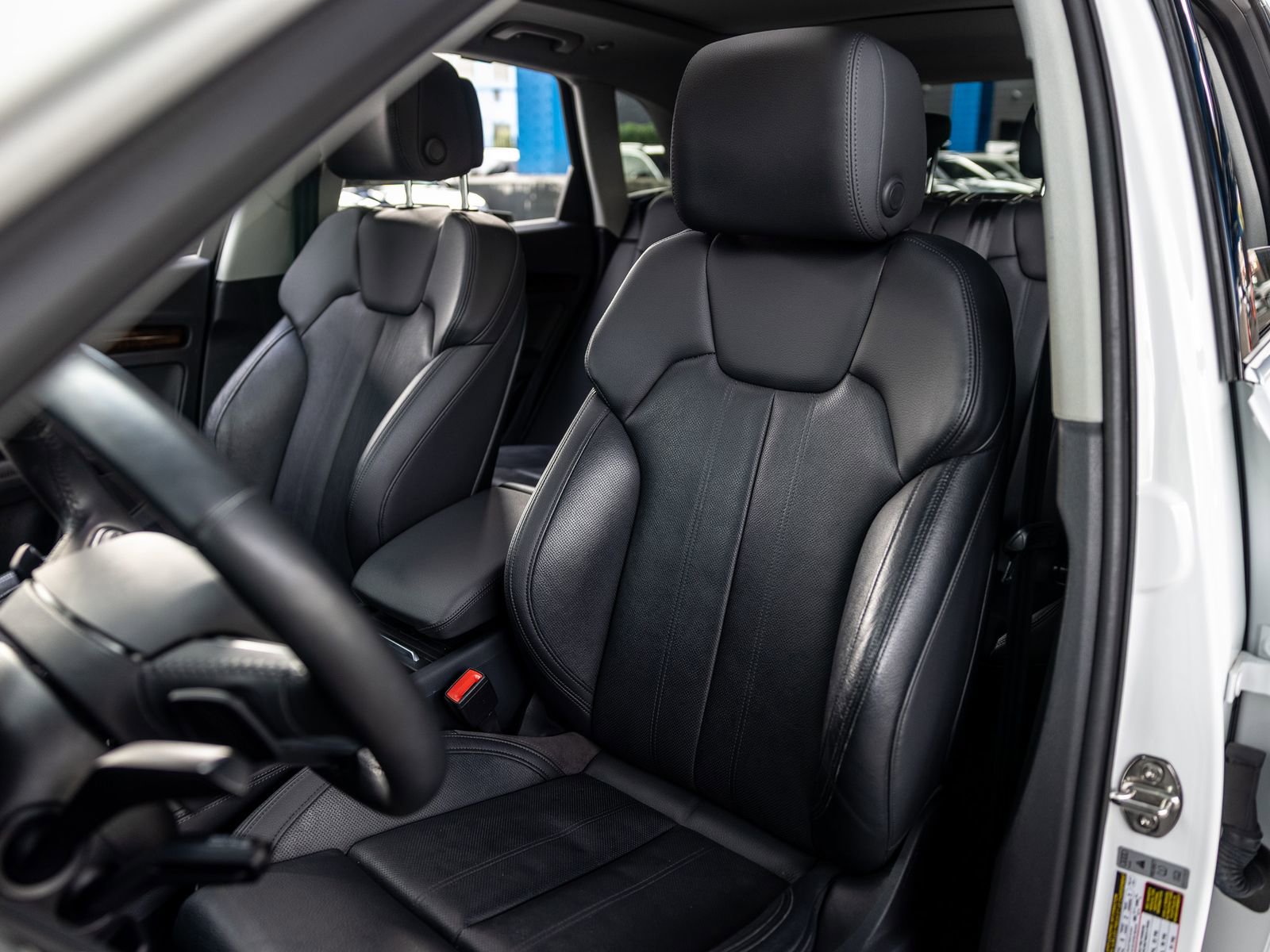 Used 2019 Audi Q5 2.0T Premium Plus w/ Premium Plus Package image 5