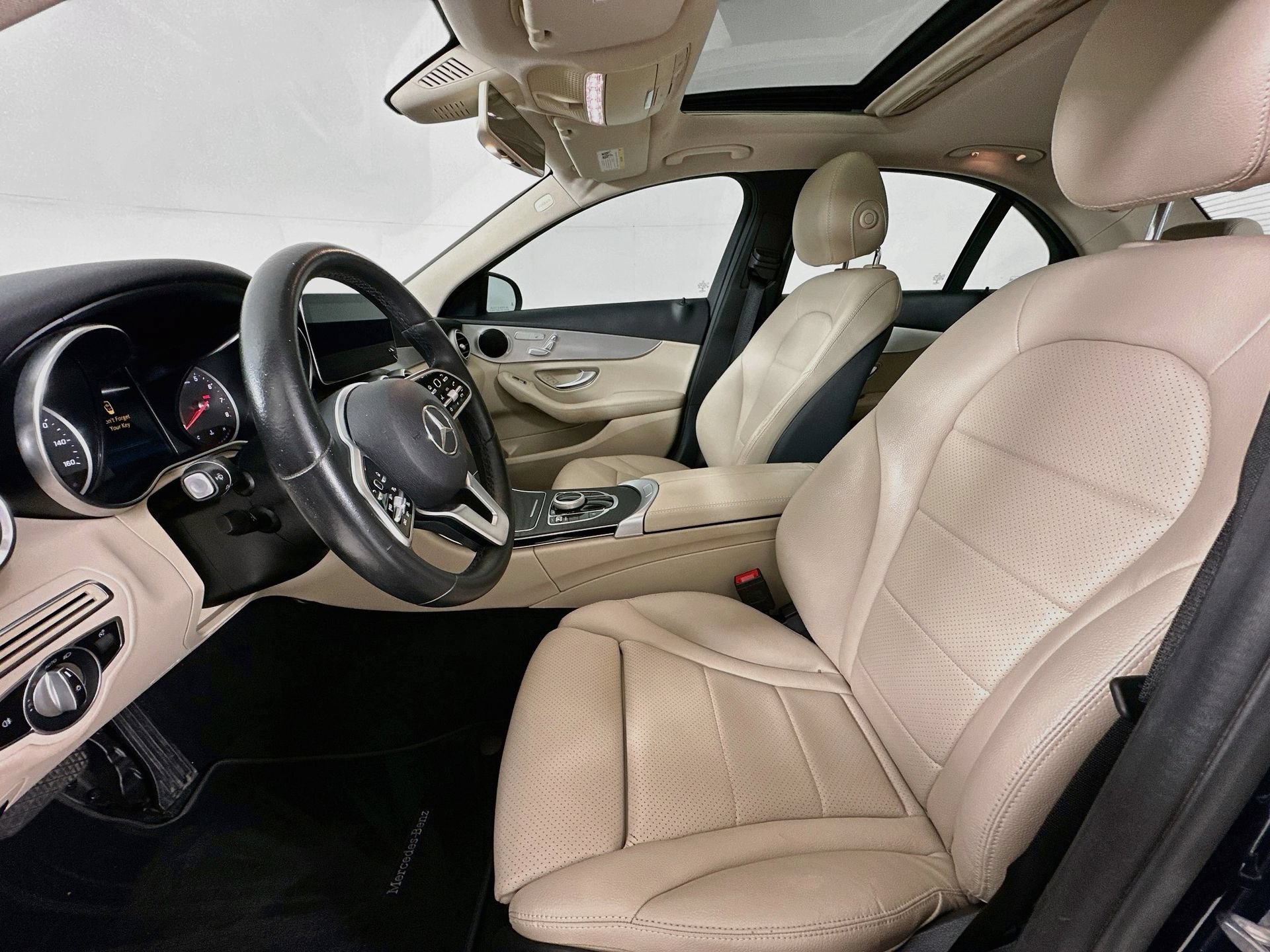 Used 2019 Mercedes-Benz C 300 Sedan image 21