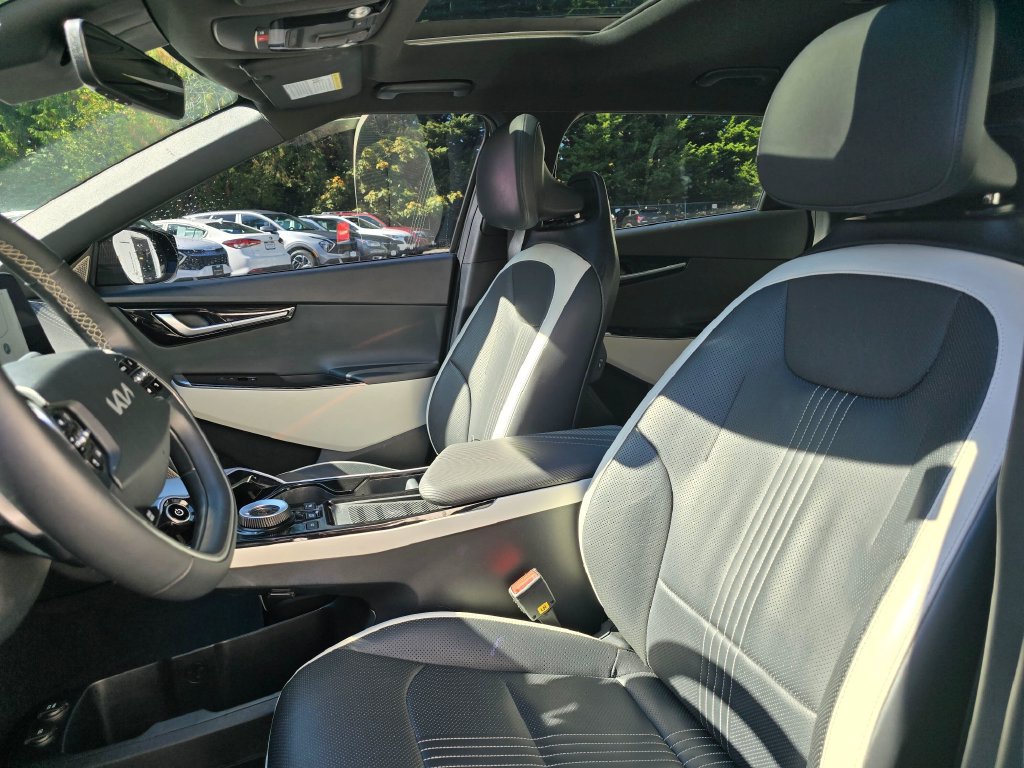 Certified 2023 Kia EV6 GT-Line AWD/4WD image 12