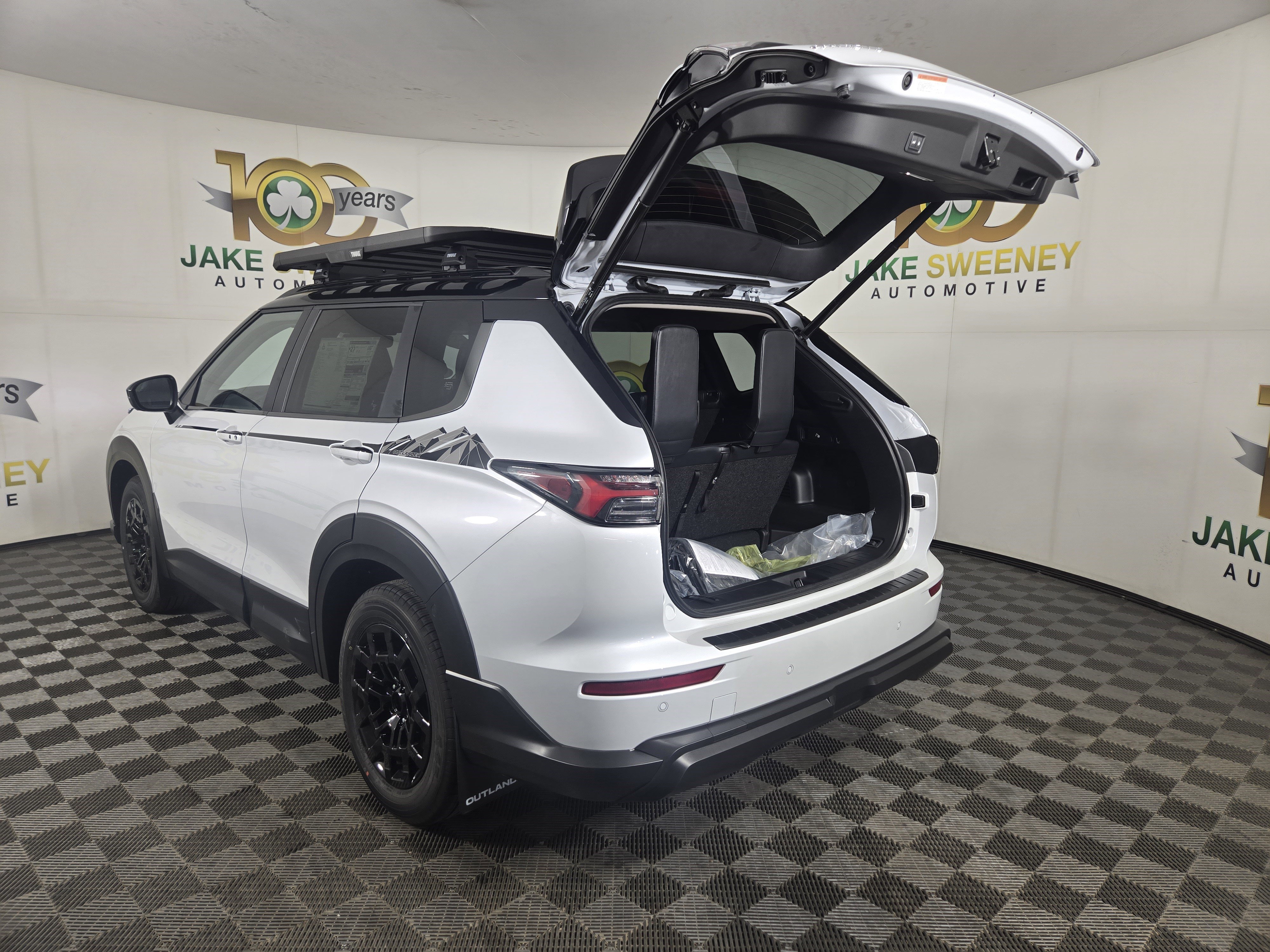 New 2026 Mitsubishi Outlander AWD image 32