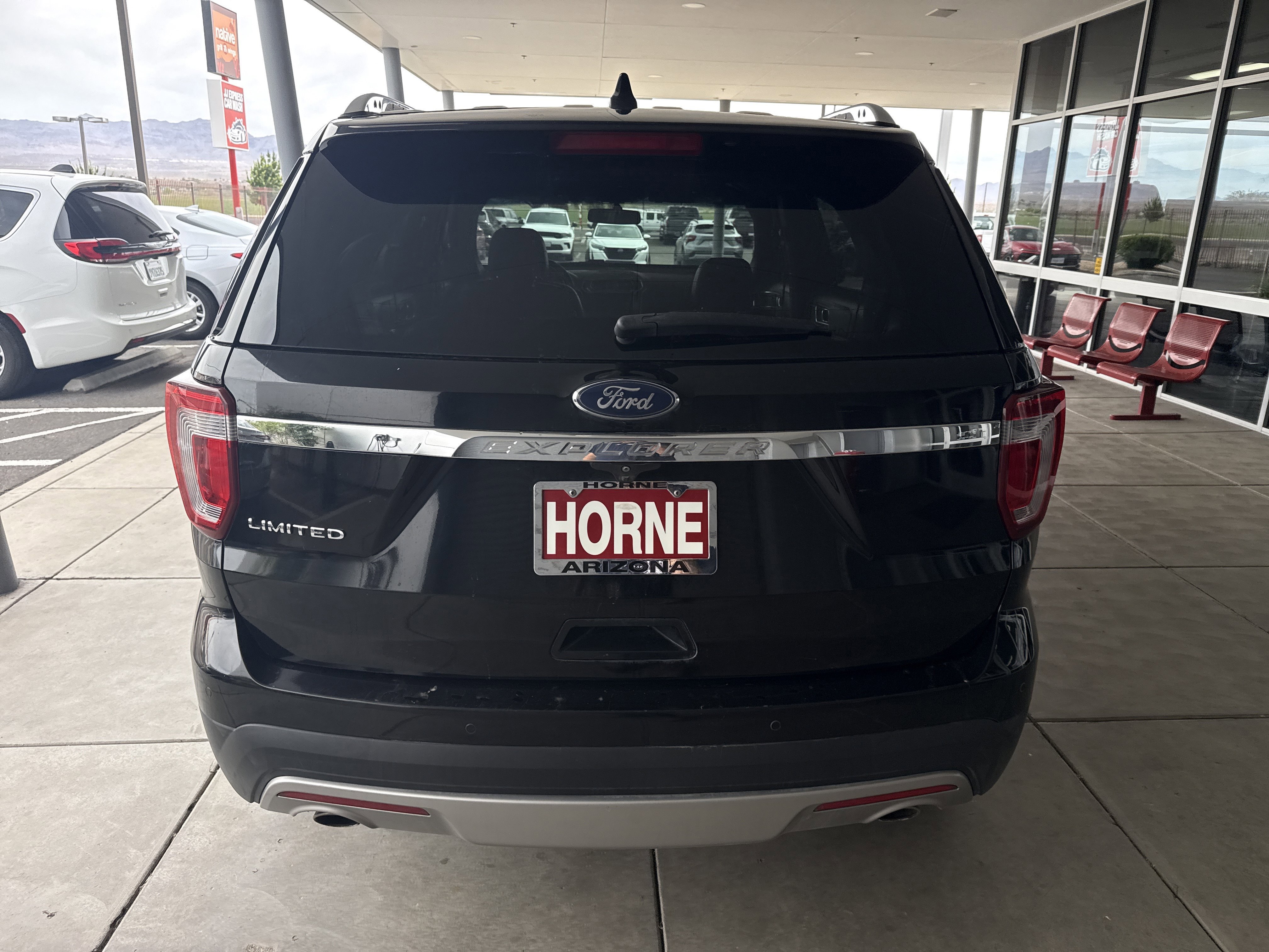 Used 2017 Ford Explorer Limited FWD image 5