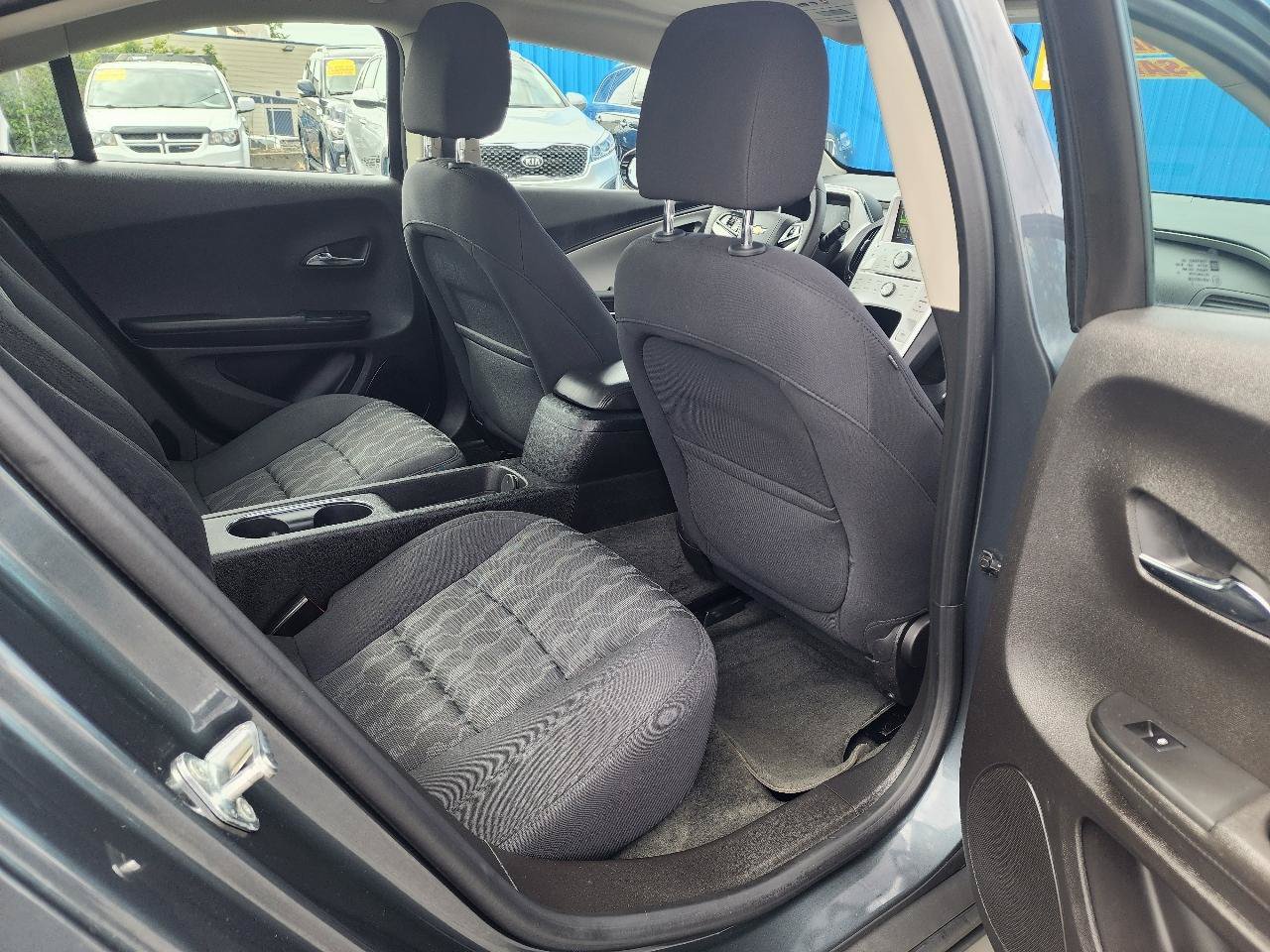 Used 2012 Chevrolet Volt FWD image 19