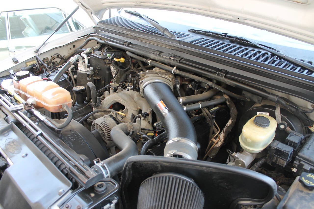 Used 2000 Ford F250 XLT image 17