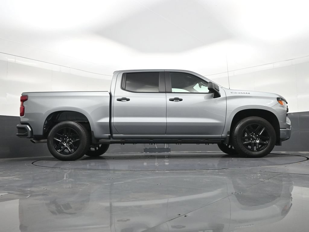Used 2026 Chevrolet Silverado 1500 Custom RWD image 31