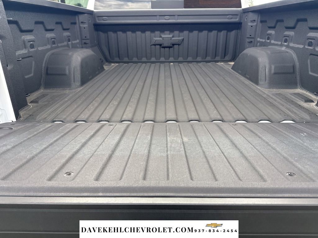 Used 2025 Chevrolet Silverado 1500 ZR2 w/ Technology Package image 32
