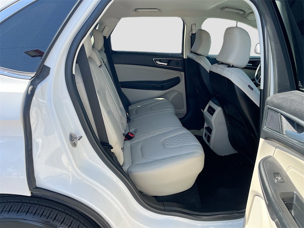 Used 2024 Ford Edge Titanium image 27