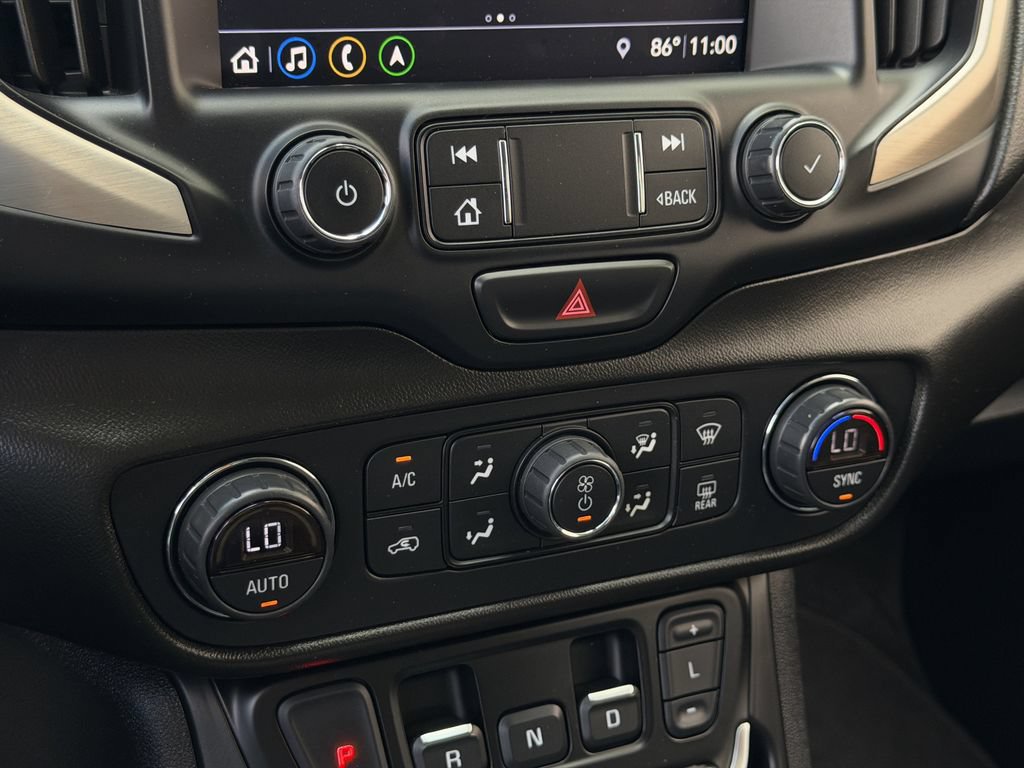 Used 2020 GMC Terrain Denali w/ Denali Premium Package FWD image 19