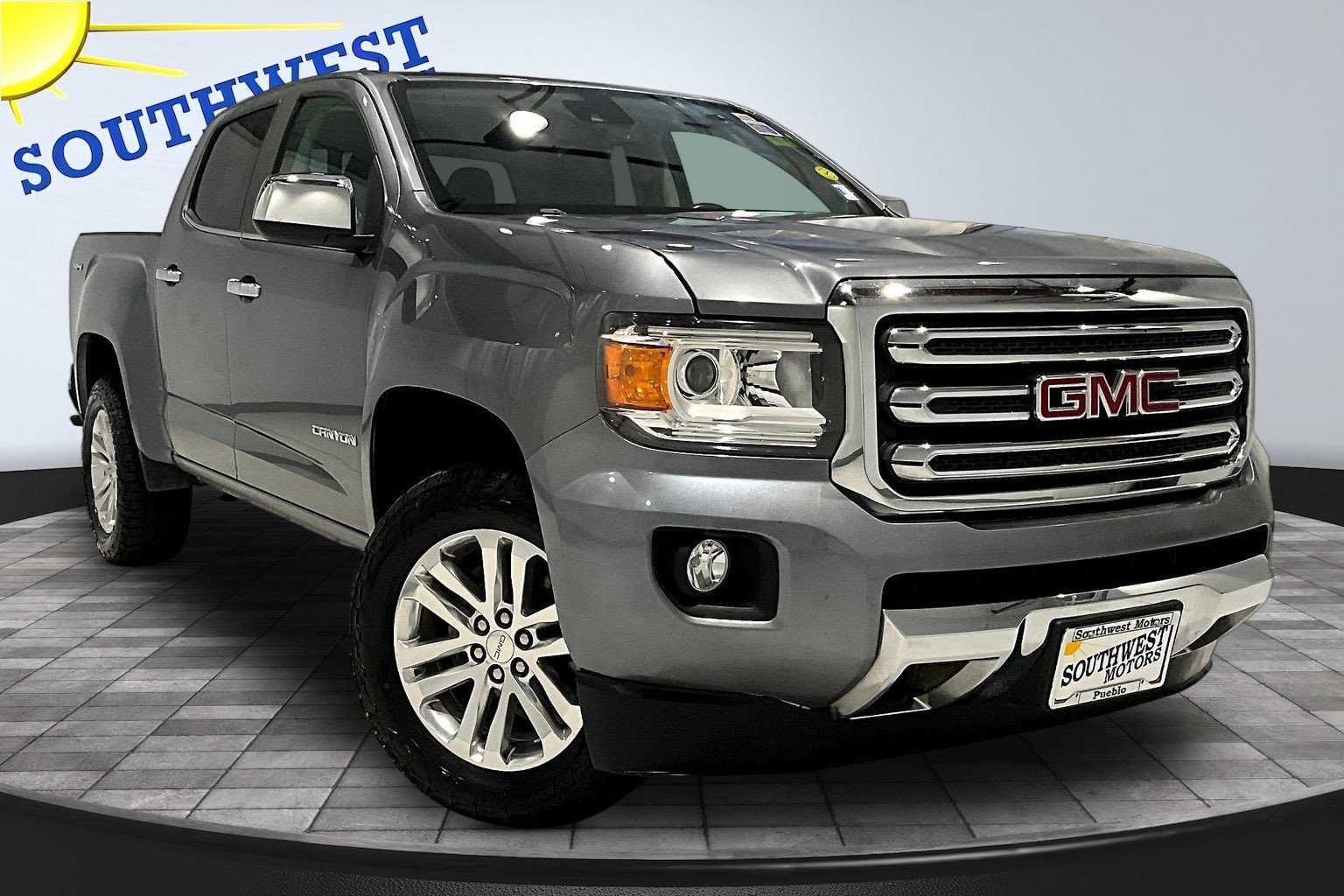 Used 2018 GMC Canyon SLT w/ Driver Alert Package AWD/4WD image 3