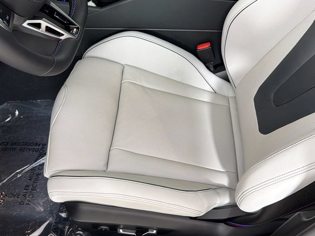 Used 2025 BMW M5 Touring AWD/4WD image 20