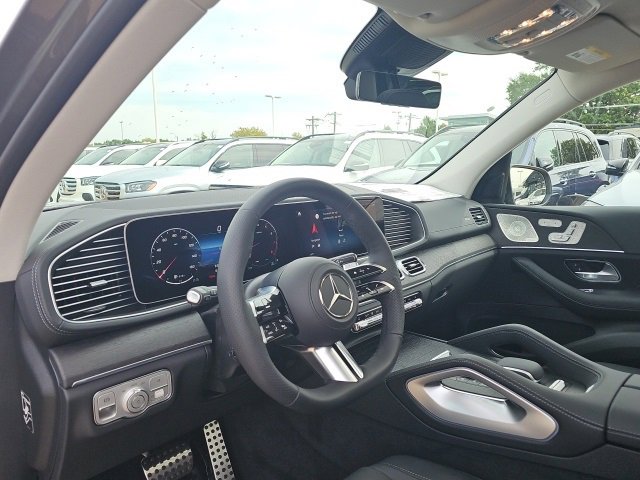 New 2026 Mercedes-Benz GLS 450 4MATIC image 15