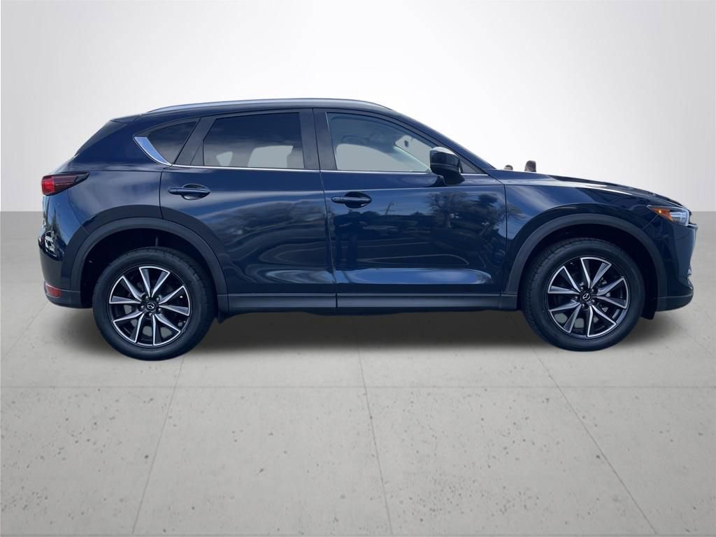 Used 2018 MAZDA CX-5 Touring image 4