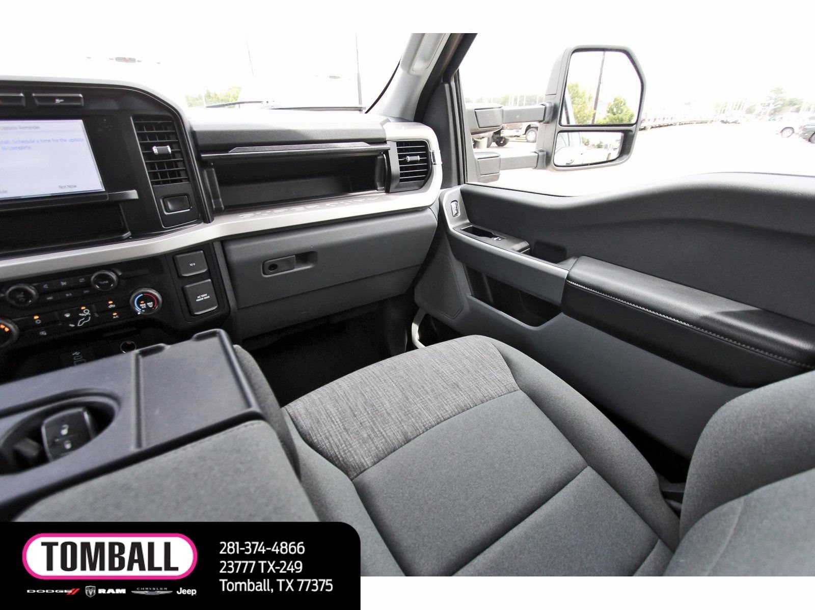 Used 2024 Ford F250 XLT AWD/4WD image 11