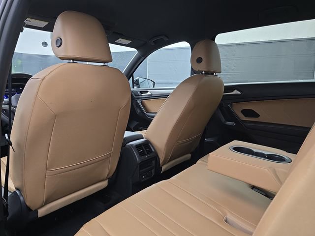 Used 2023 Volkswagen Tiguan SE FWD image 38