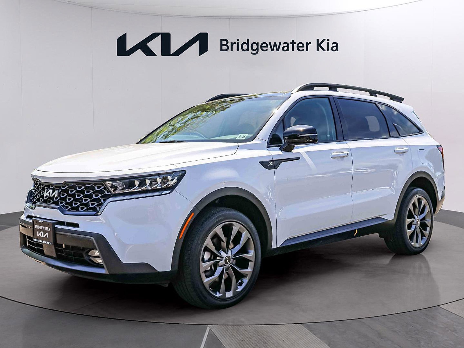 Certified 2023 Kia Sorento X-Line EX AWD/4WD image 3