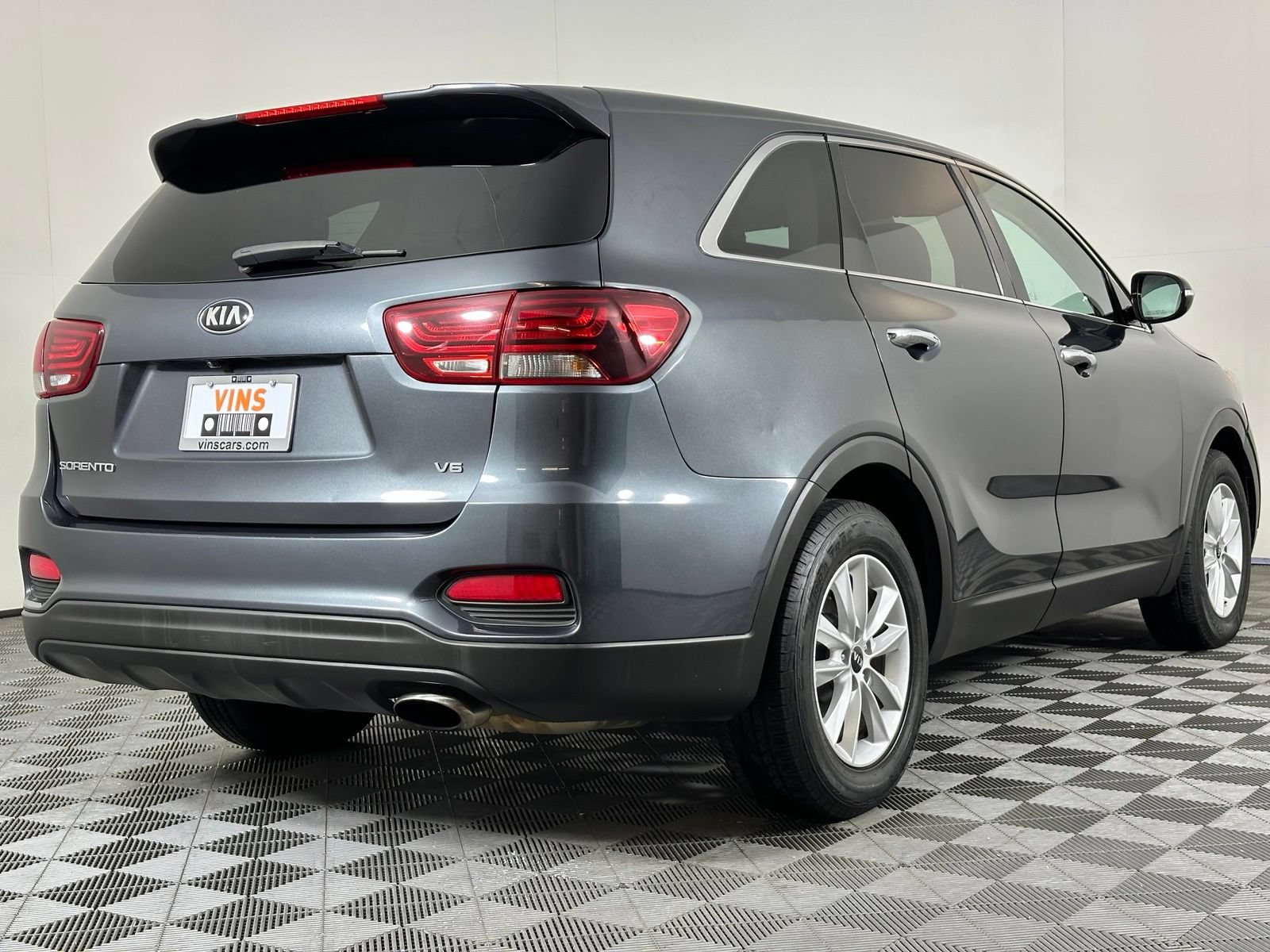 Used 2020 Kia Sorento FWD V6 image 6